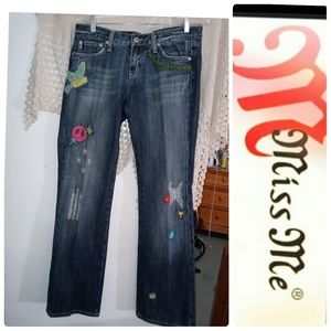 Miss Me Vintage Distressed Embroidered Woodstock Hippie Boho Boot Jeans Size 31